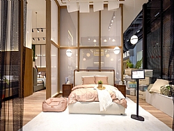 ��B�R YATAK�IN �NOVAT�F �R�NLER� FUARDA B�Y�K �LG� G�RD�